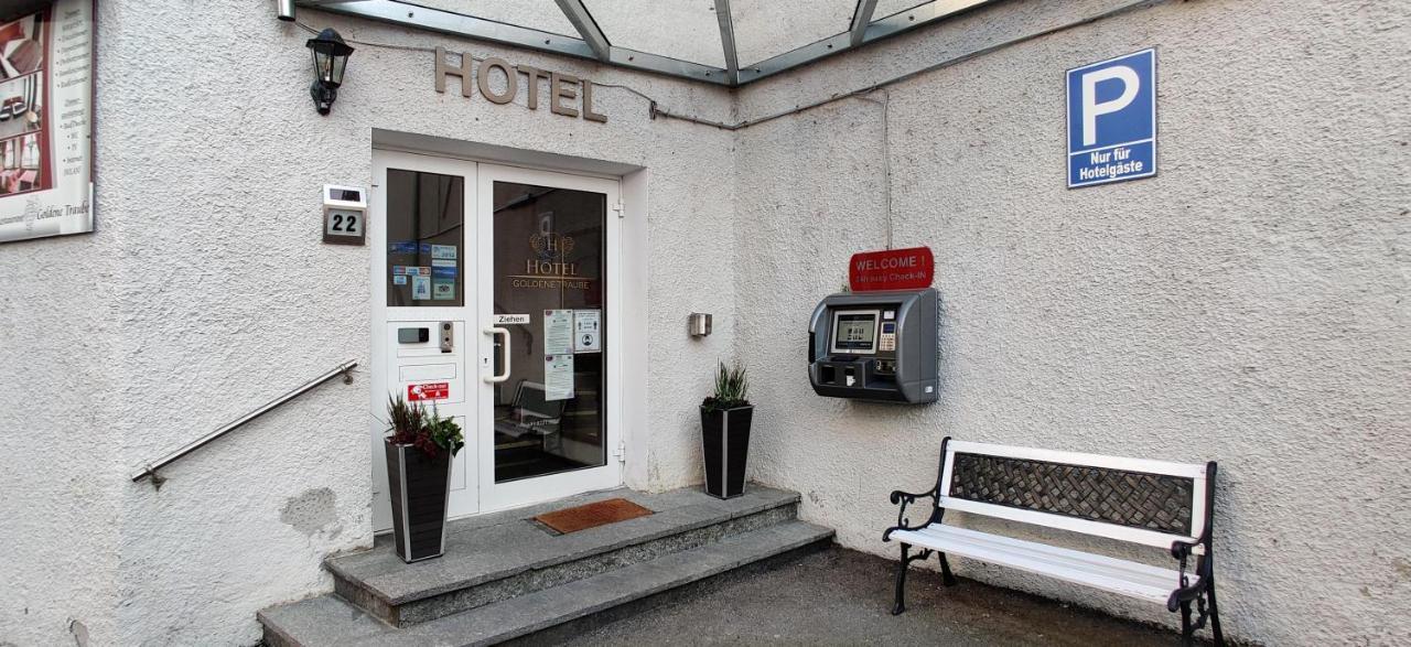 Hotel Goldene Traube Guntzbourg Extérieur photo
