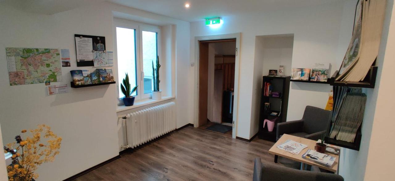Hotel Goldene Traube Guntzbourg Extérieur photo